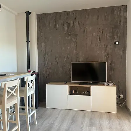 Trilocale Vicino Al Mare Con Ampio Balcone E Aria Condizionata דירה *