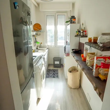 Trilocale Vicino Al Mare Con Ampio Balcone E Aria Condizionata 公寓