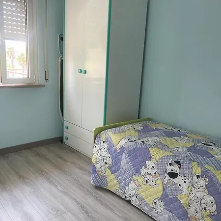 דירה Trilocale Vicino Al Mare Con Ampio Balcone E Aria Condizionata *