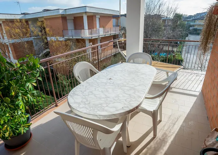 Trilocale Vicino Al Mare Con Ampio Balcone E Aria Condizionata 公寓 马瑟利