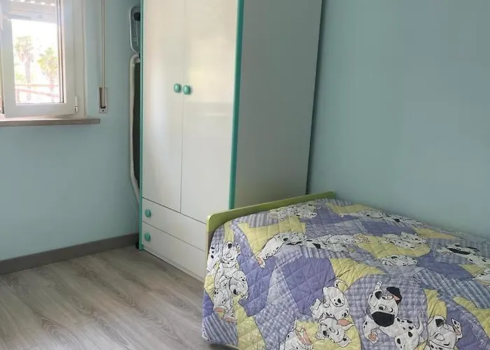 公寓 Trilocale Vicino Al Mare Con Ampio Balcone E Aria Condizionata *