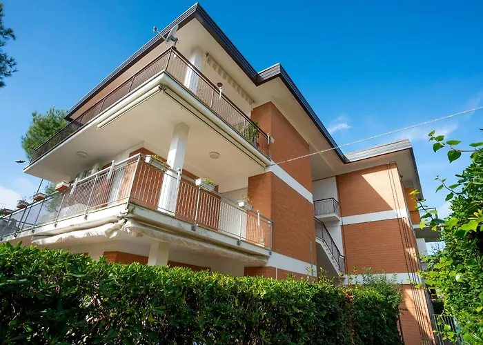 Trilocale Vicino Al Mare Con Ampio Balcone Marcelli